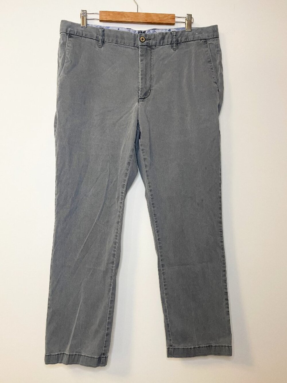 Tommy Bahama Gray Chino Pants Men's 38x30 Straight Leg Casual Cotton